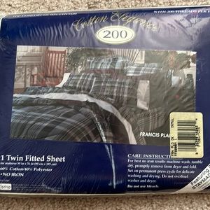 TWIN FITTED SHEET